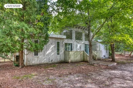 Homes in East Hampton | View 43 Woodpink Drive | 3 Beds, 2 Baths