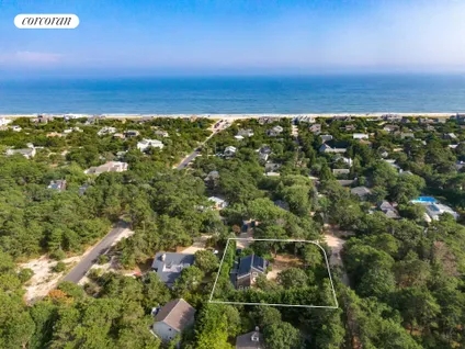 Homes for sale in Amagansett | View 31 Hampton Lane | 4 Beds, 2 Baths