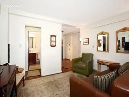 Homes in New York City | View 310 West 56th Street, Apt. 4g | 1 Bath