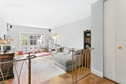 Homes in New York City | View 301 East 48th Street, Apt. 15j | 1 Bed, 1 Bath