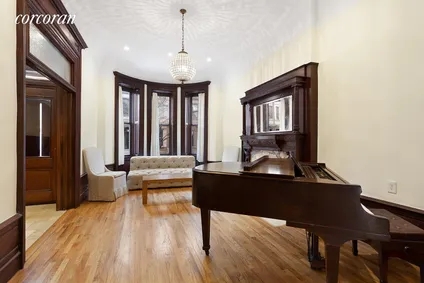 Homes for sale in New York | View 116 West 118th Street