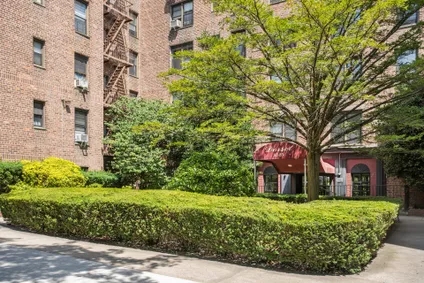 Homes for sale in Queens | View 83-25 98th Street, 3K | 1 Bed, 1 Bath