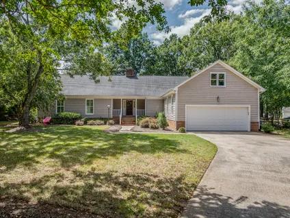 Homes for sale in Charlotte | View 6003 Paddington Court | 3 Beds, 2 Baths