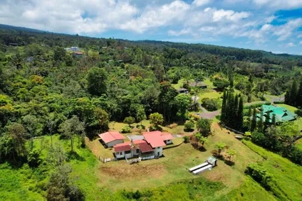 Homes for sale in Holualoa | View 75-5486 Ke Ke St | 5 Beds, 4 Baths