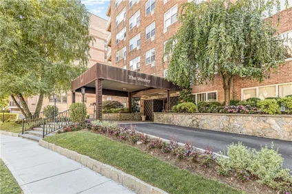 Homes for sale in White Plains | View 10 Old Mamaroneck Road, 2E | 2 Beds, 2 Baths