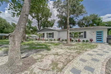 Homes for sale in Tampa | View 1213 E Ellicott Street | 3 Beds, 1 Bath