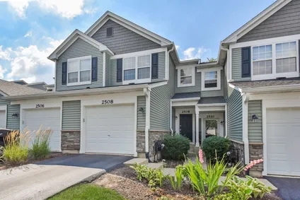 Homes for sale in Naperville | View 2508 Oneida Lane | 2 Beds, 2 Baths