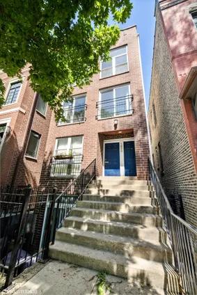 Homes for sale in Chicago | View 1629 N Winchester Avenue, 2 | 4 Beds, 2 Baths