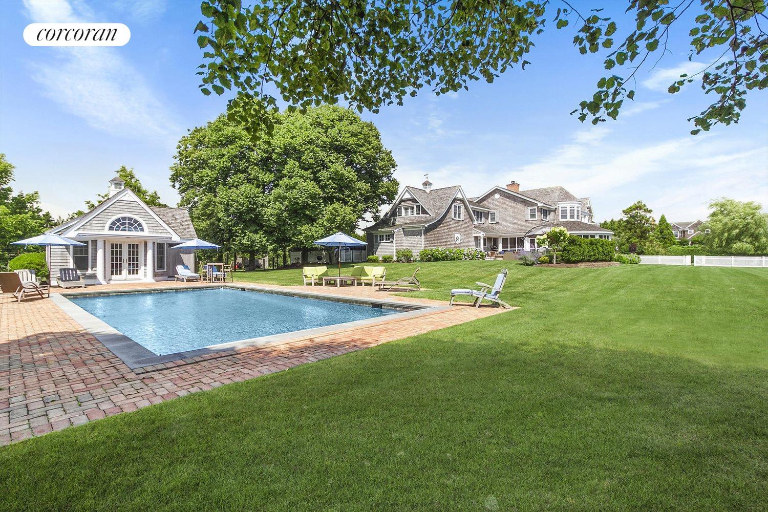 The Hamptons Real Estate | View  | 6 Beds, 8.5 Baths | View 1