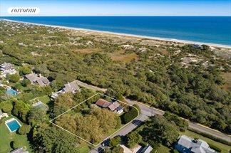 Homes in The Hamptons | View 336 Bluff Road | 5 Beds, 5 Baths