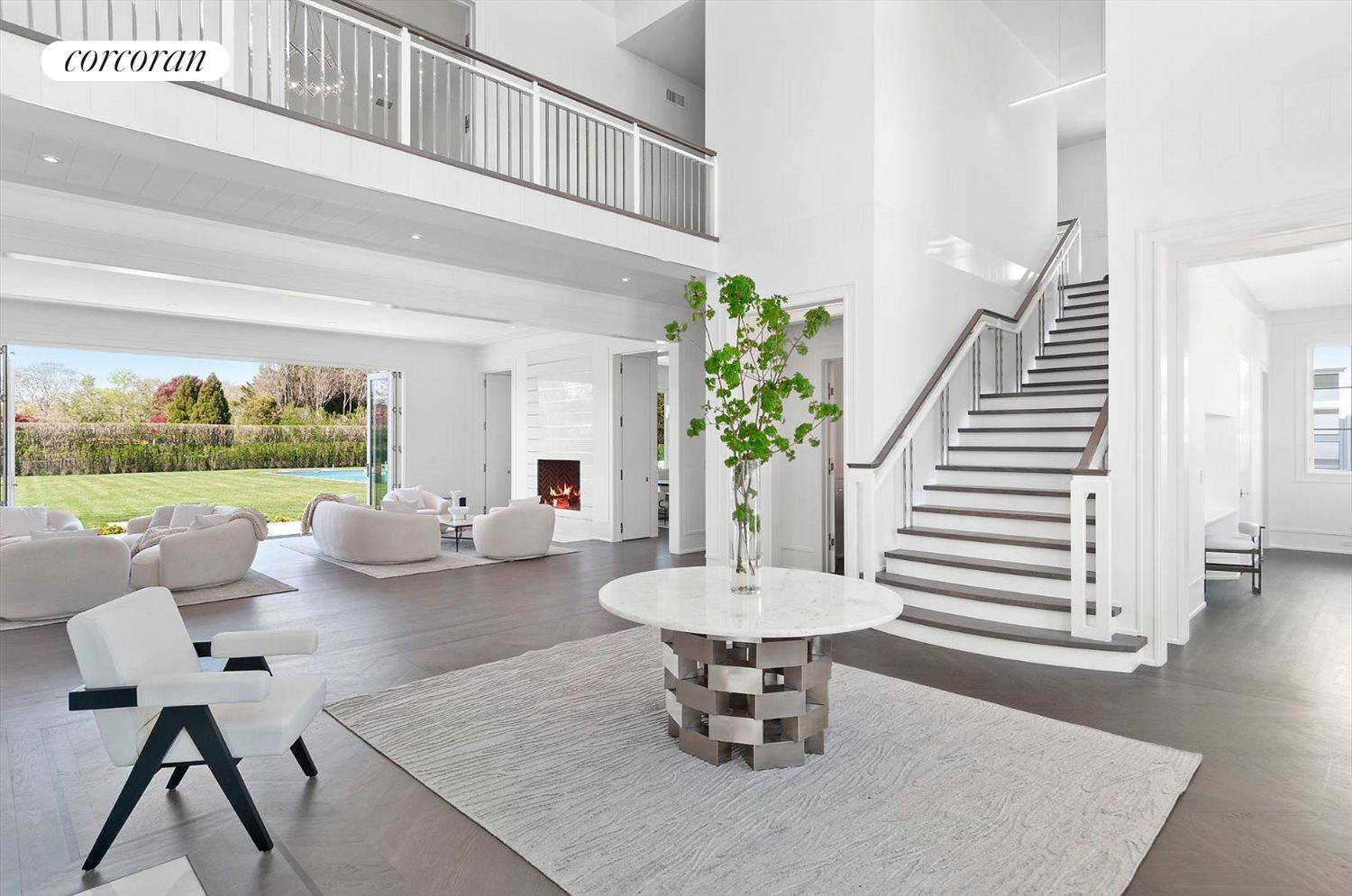 The Hamptons Real Estate | View 51 Pheasant Lane | room 3 | View 4