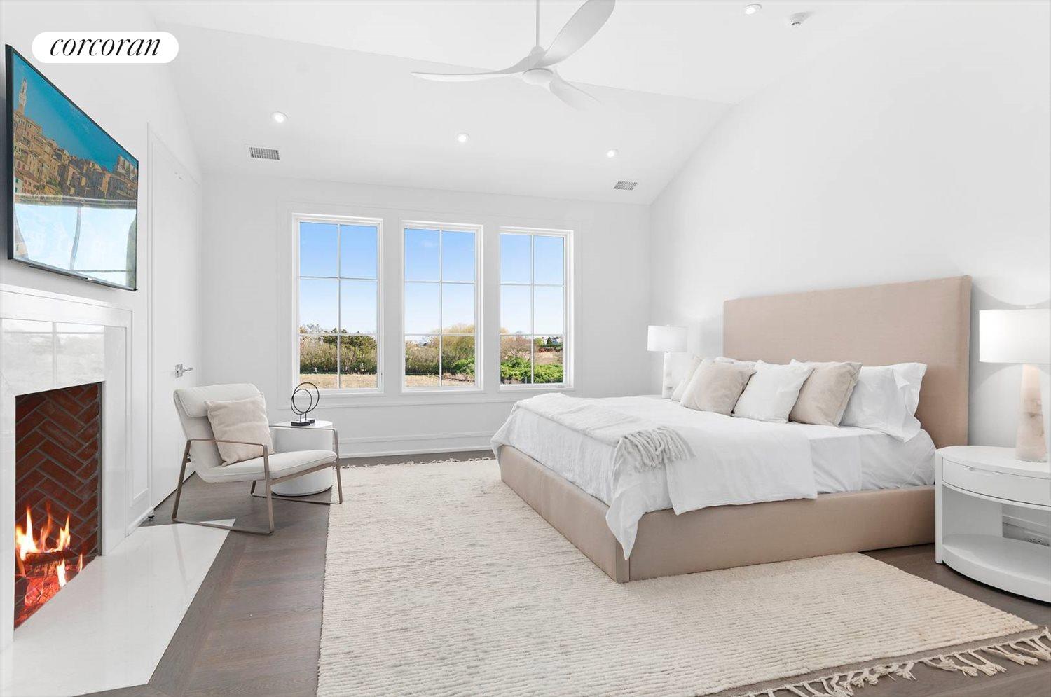 The Hamptons Real Estate | View 51 Pheasant Lane | room 20 | View 21