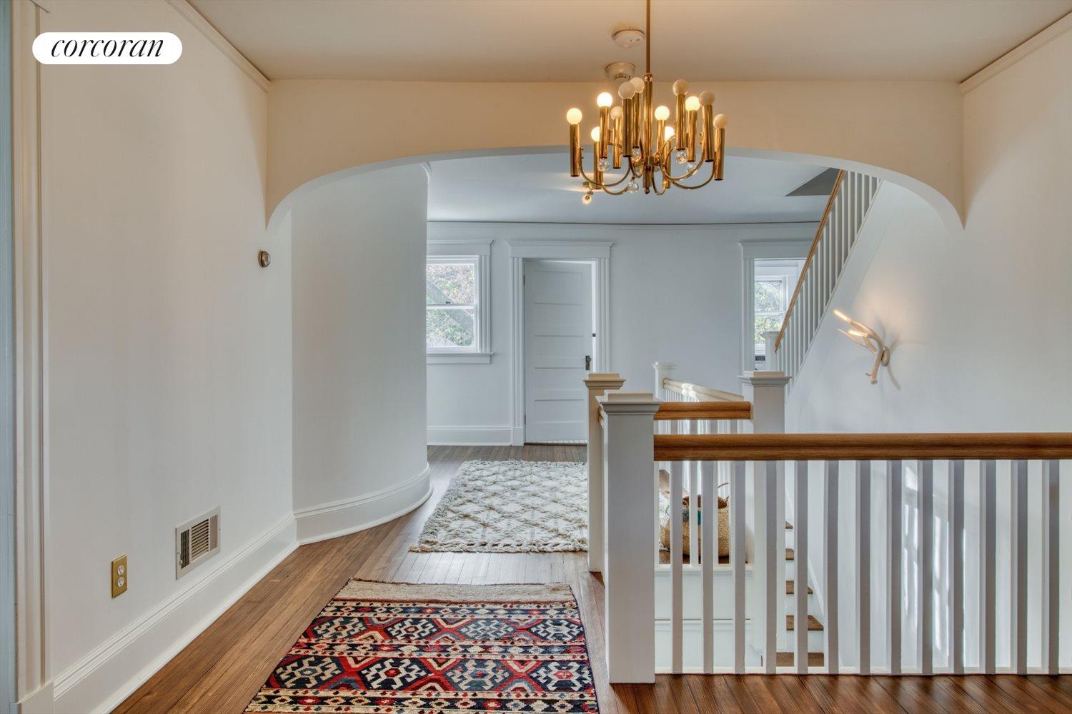 The Hamptons Real Estate | View 151 North Ferry Road | Second floor open landing | View 14