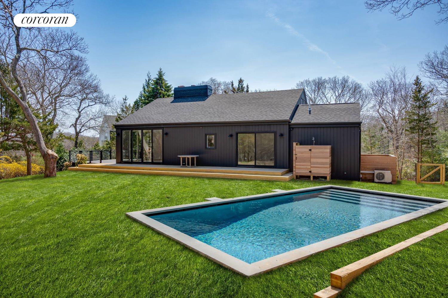 The Hamptons Real Estate | View 49 Windward | New Gunite Pool | View 20