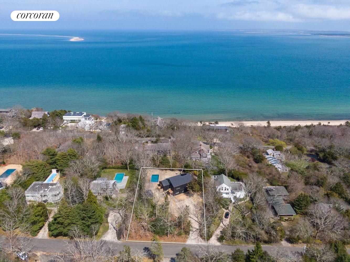 The Hamptons Real Estate | View 49 Windward | Community Beach Access | View 21