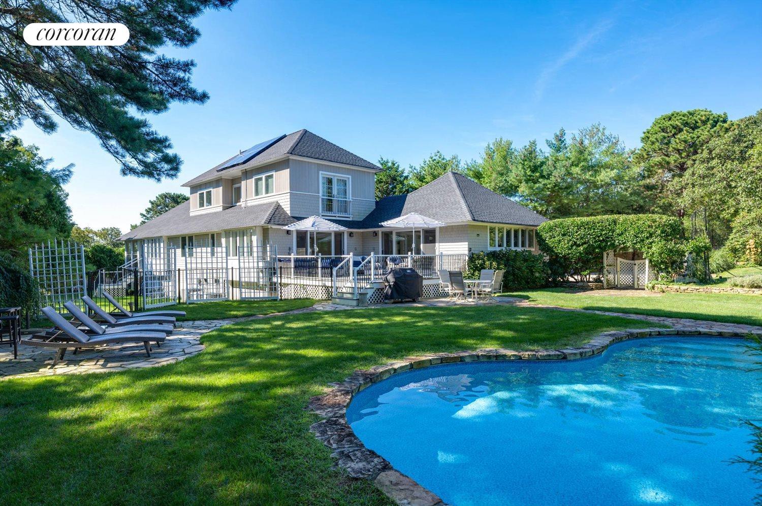 The Hamptons Real Estate | View 141 Middle Pond Road | room 1 | View 2