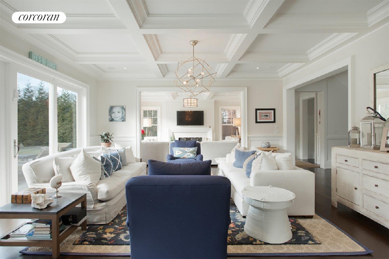 The Hamptons Real Estate | View  | family room | View 6