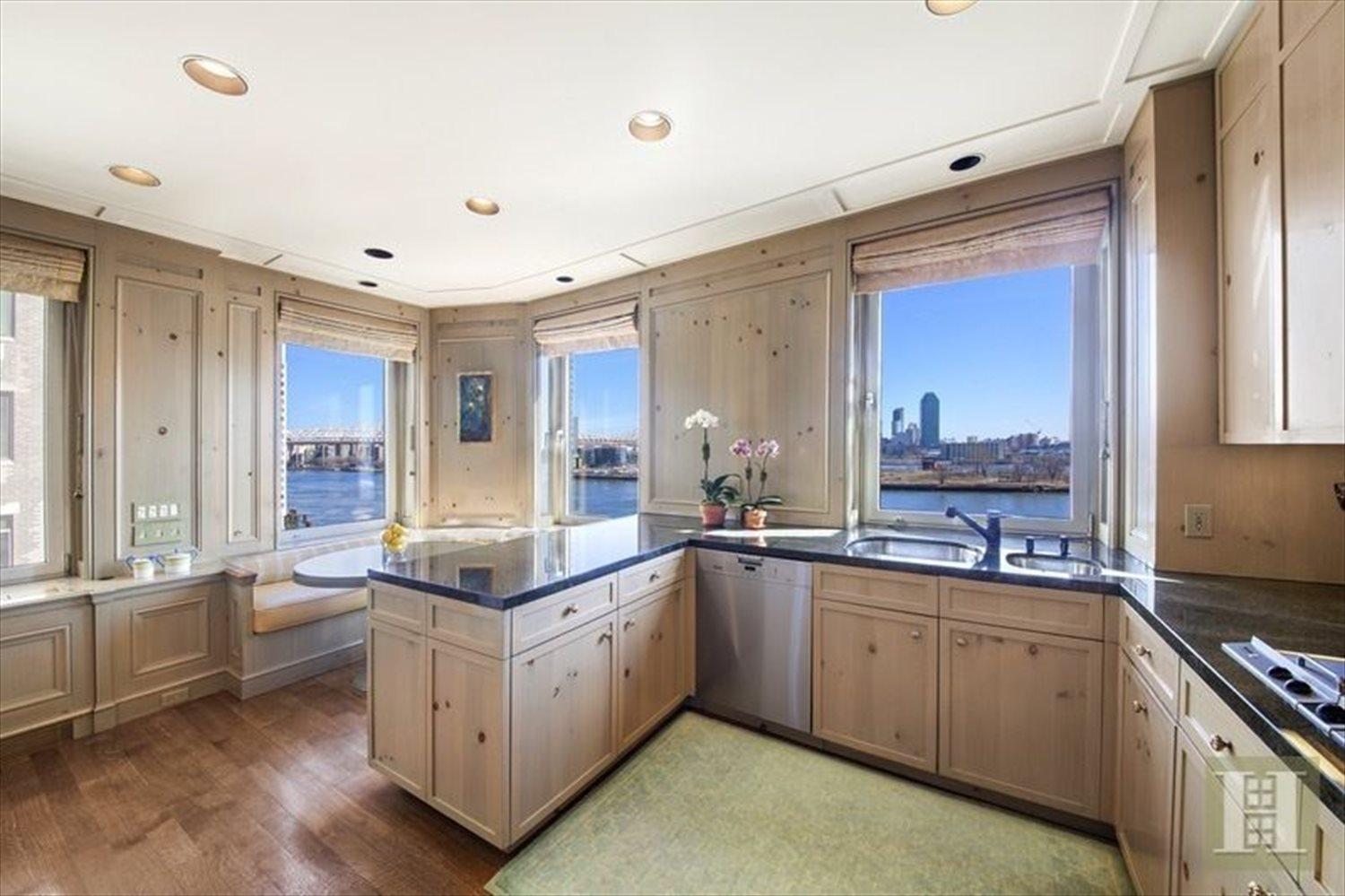 New York City Real Estate | View 450 East 52nd Street, 5TH | room 4 | View 5