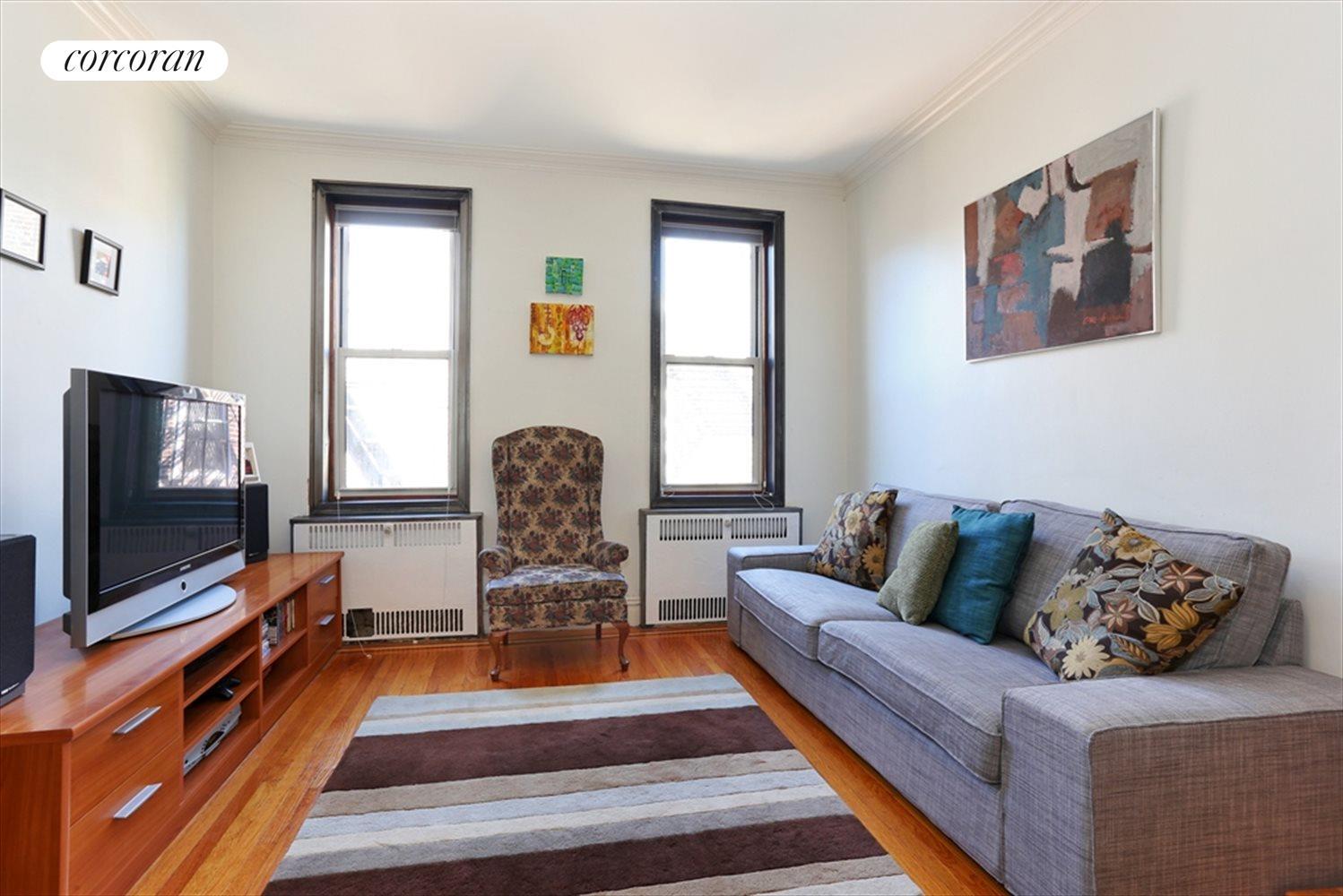 New York City Real Estate | View 40 Ocean Parkway, 6L | Living Room | View 3
